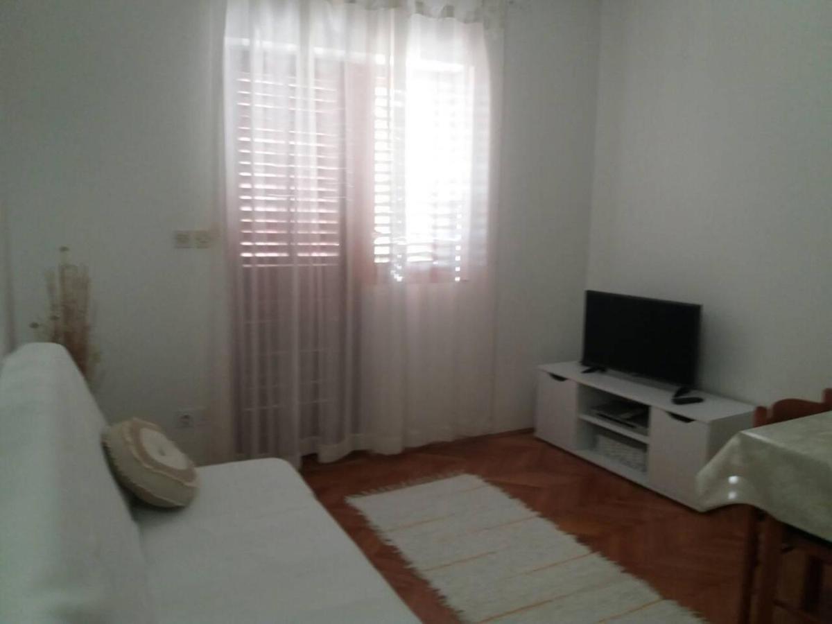 Apartment Groundfloor Jelsa  Luaran gambar